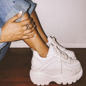 Windsor Smith Lupe Sneaker